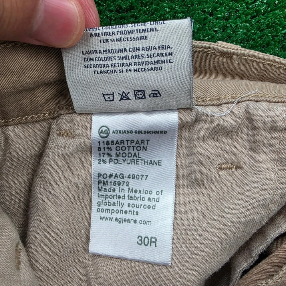 AG Adriano Goldschmied The Griffin Relaxed Shorts Mens 30R Tan Flat Front Preppy